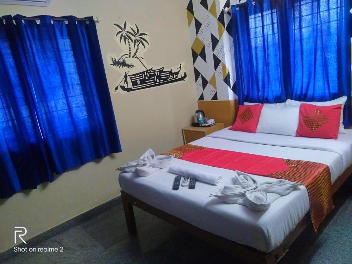OYO 75854 Hotel Harsha Residency Bangalore Esterno foto