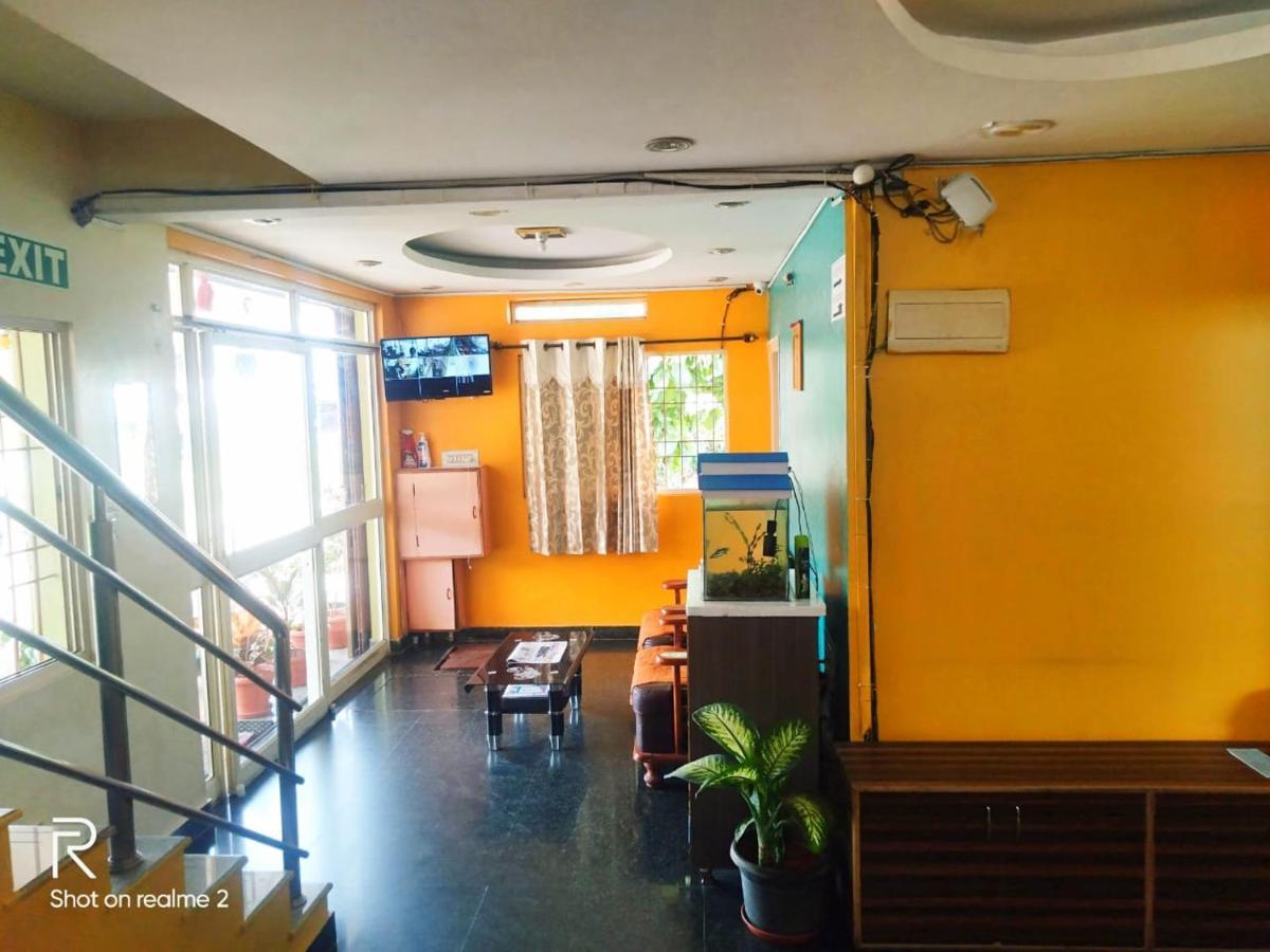 OYO 75854 Hotel Harsha Residency Bangalore Esterno foto