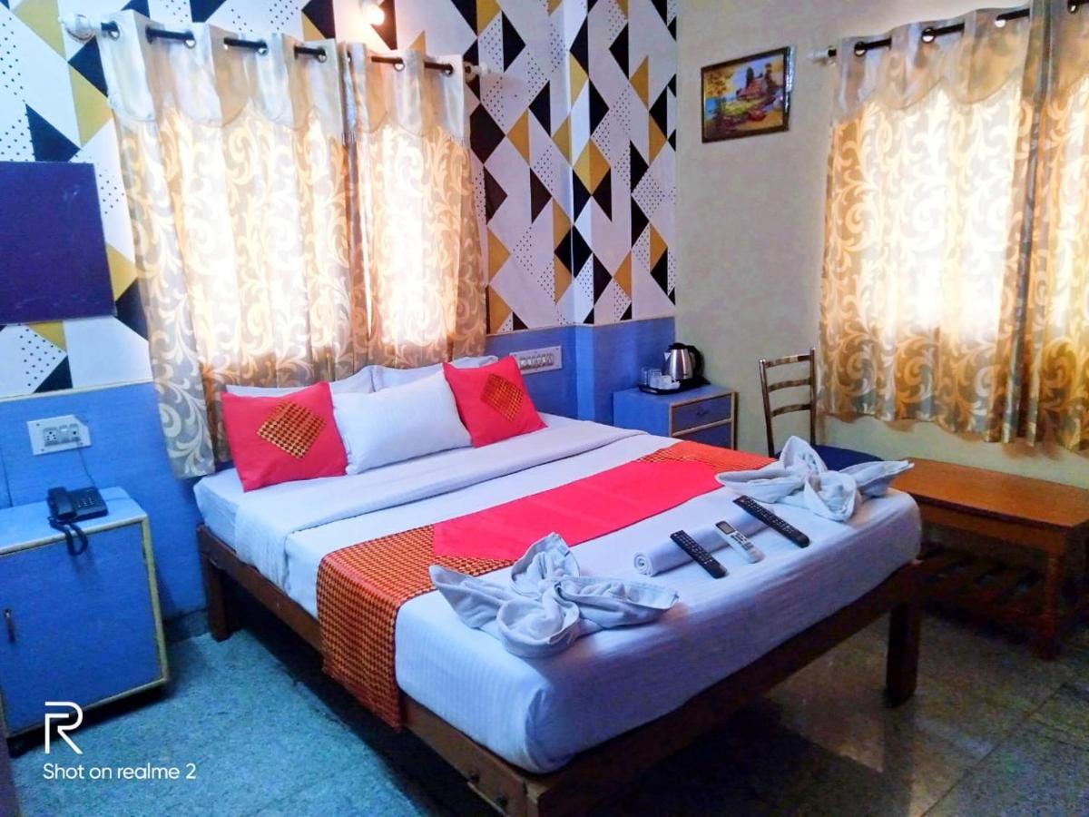 OYO 75854 Hotel Harsha Residency Bangalore Esterno foto